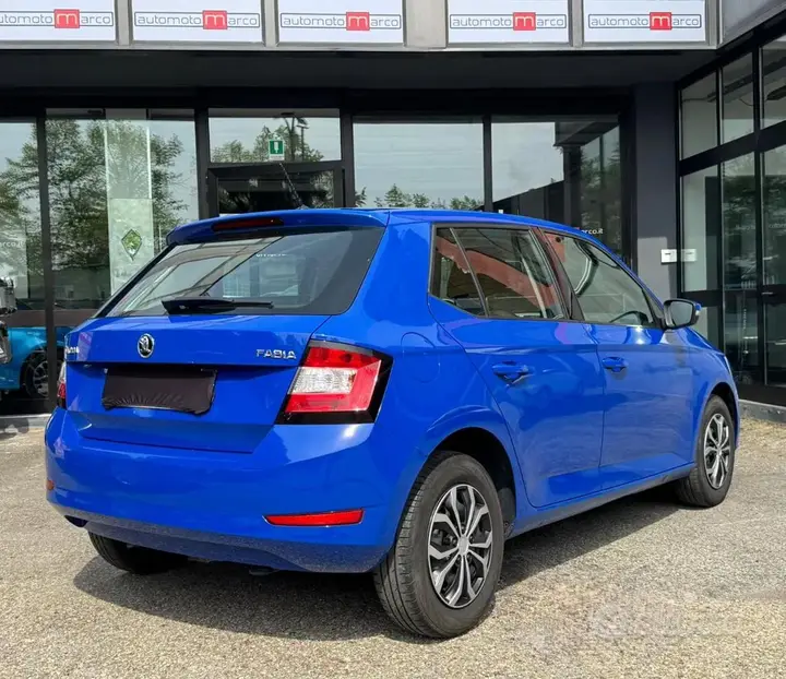 Skoda Fabia 2019 photo 4