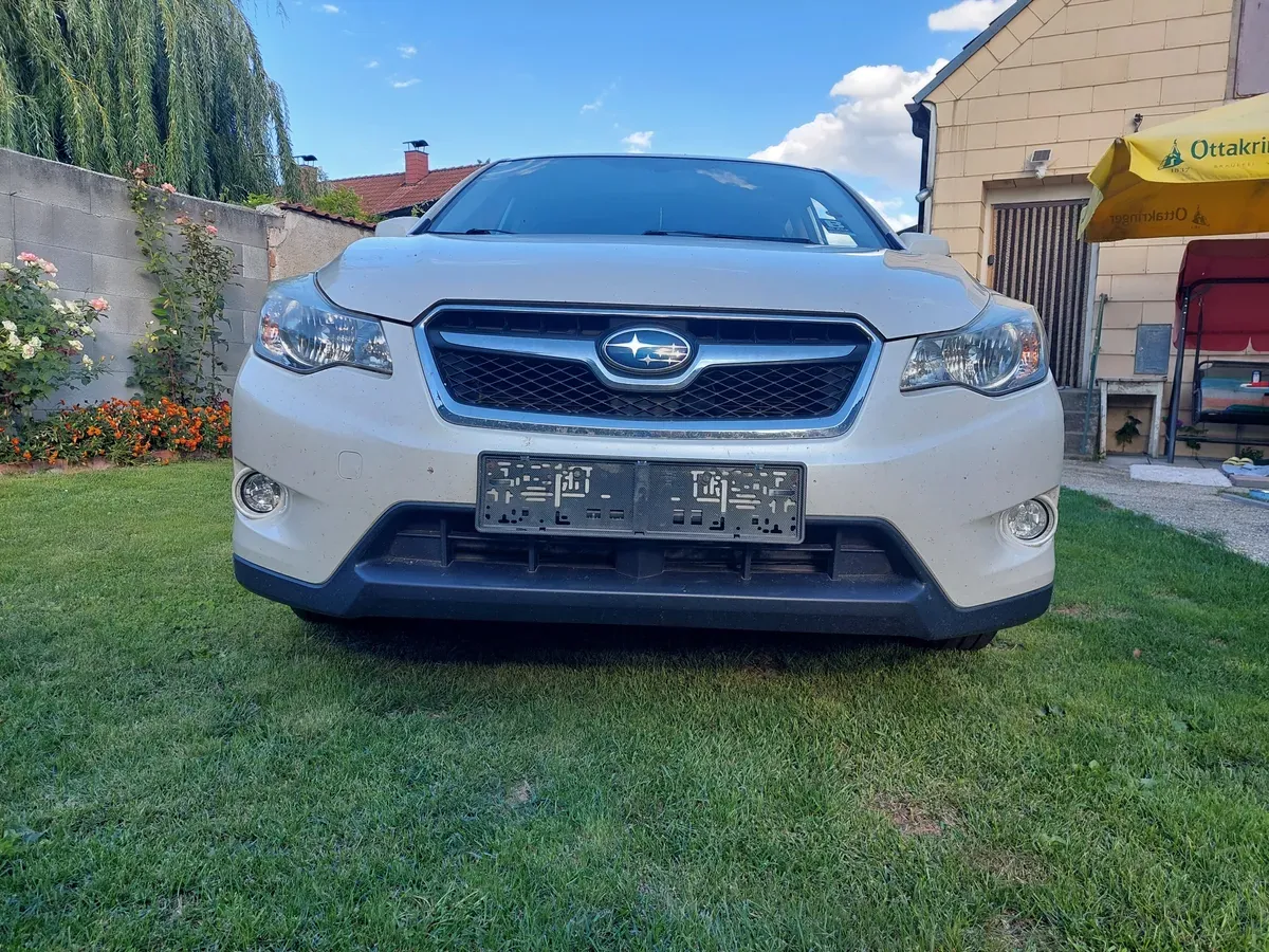 Subaru Xv 2014 photo 2