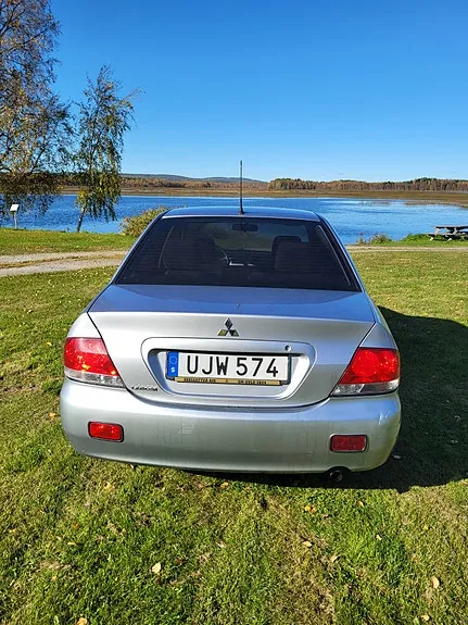 Mitsubishi Lancer 2004 photo 4