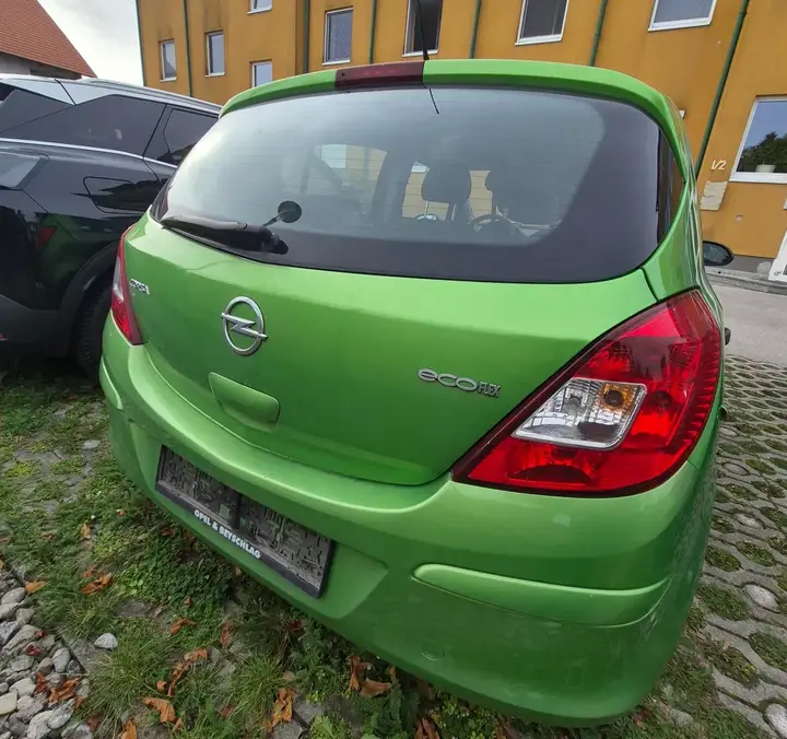 Opel Corsa 2013 photo 3