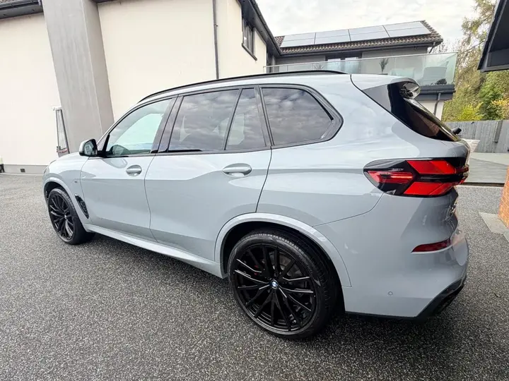 BMW X5 2024 photo 4