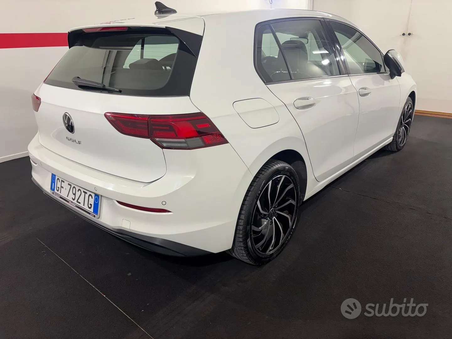 Volkswagen Golf 2023 photo 4