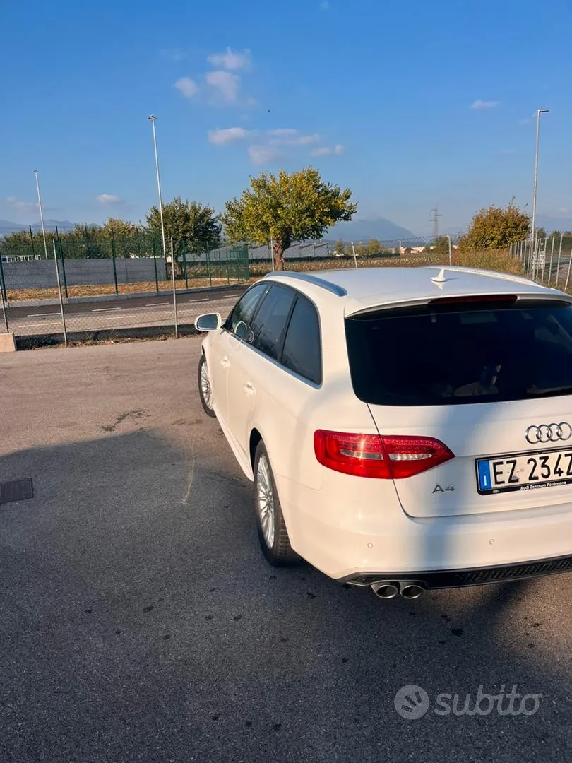 Audi A4 2015 photo 2