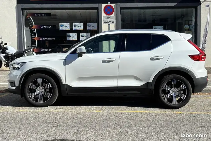 Volvo Xc40 2019 photo 2