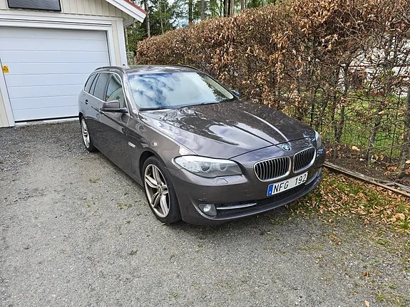 BMW 525D 2013 photo 2