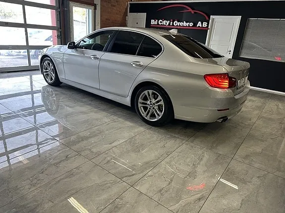 BMW 520I 2012 photo 4