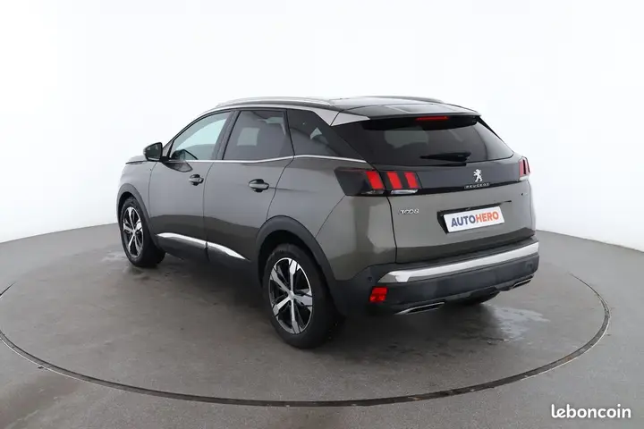 Peugeot 3008 2019 photo 2