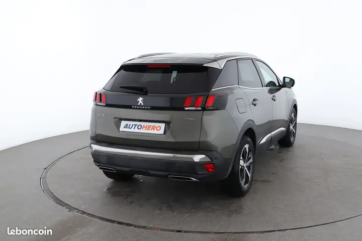 Peugeot 3008 2019 photo 3