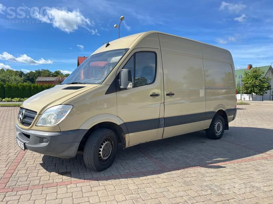 Mercedes-Benz Sprinter 2011 photo 4
