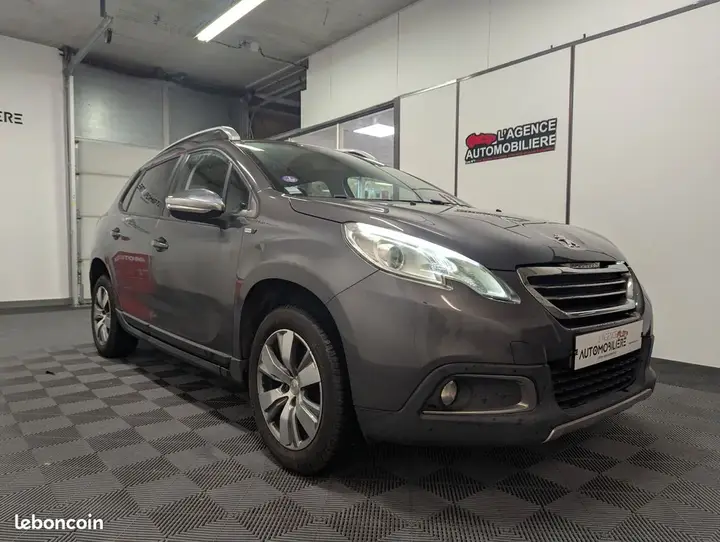Peugeot 2008 2015 photo 4