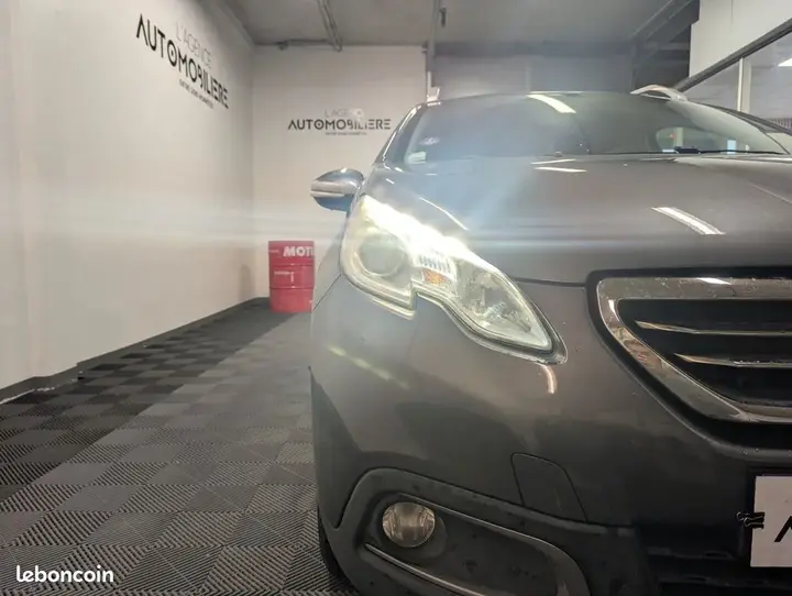 Peugeot 2008 2015 photo 3
