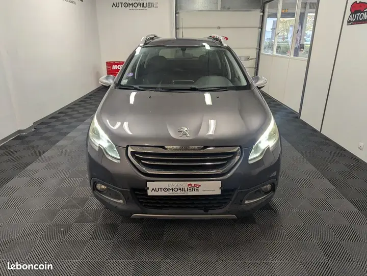 Peugeot 2008 2015 photo 2