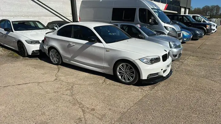 BMW 1 Series 2011 photo 3