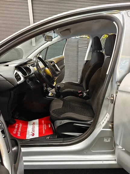 Citroen C3 2010 photo 5