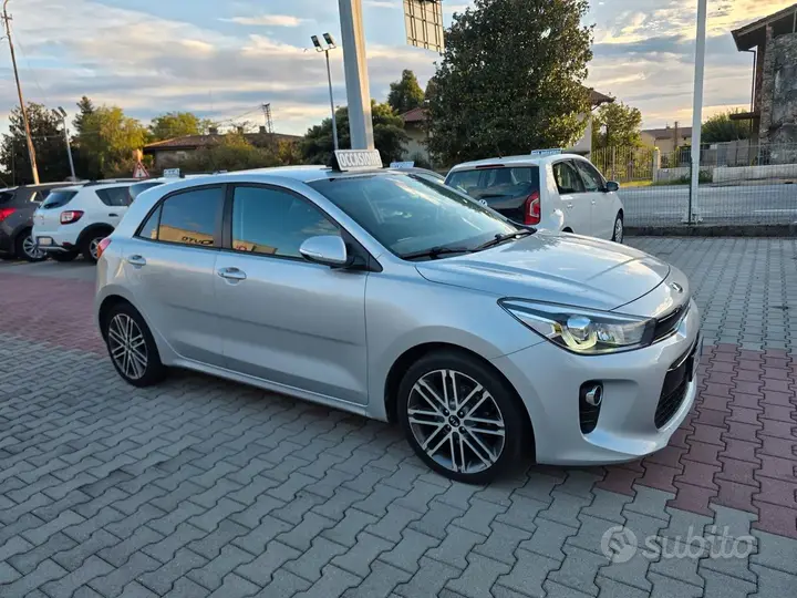 Kia Rio 2017 photo 2