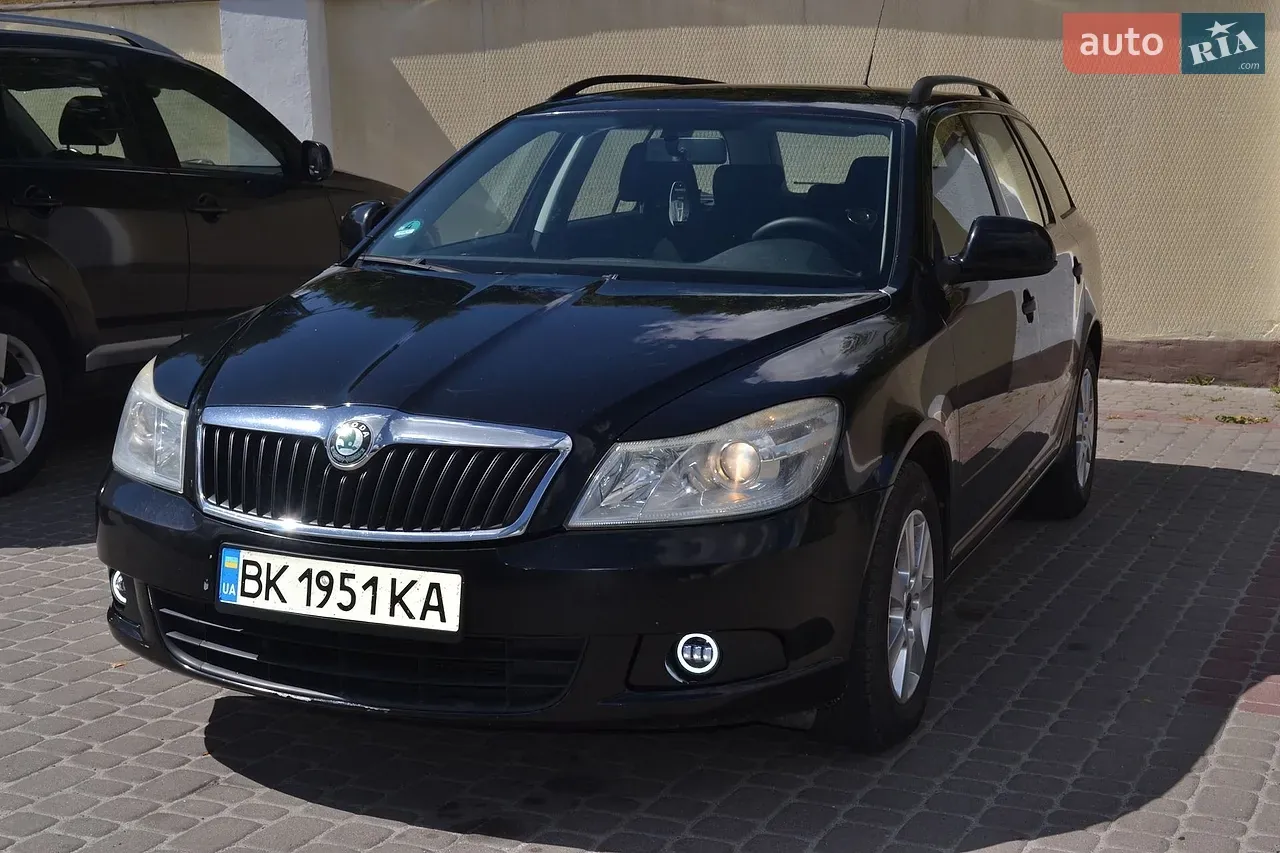 Skoda Octavia 2009 photo 3