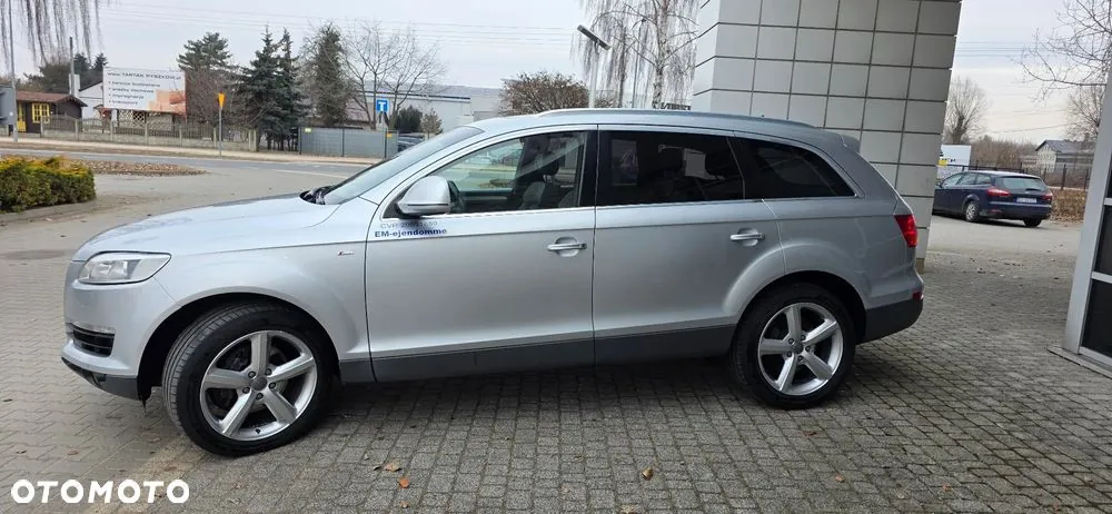 Audi Q7 2006 photo 2