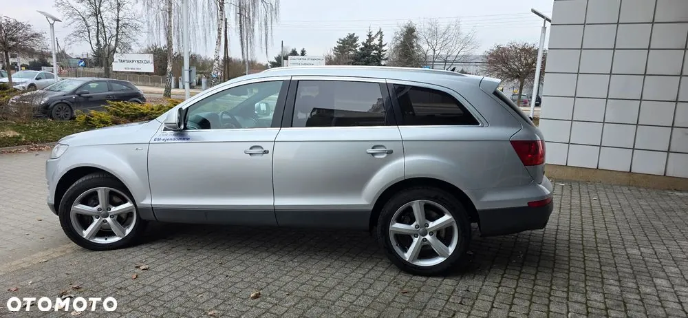 Audi Q7 2006 photo 3