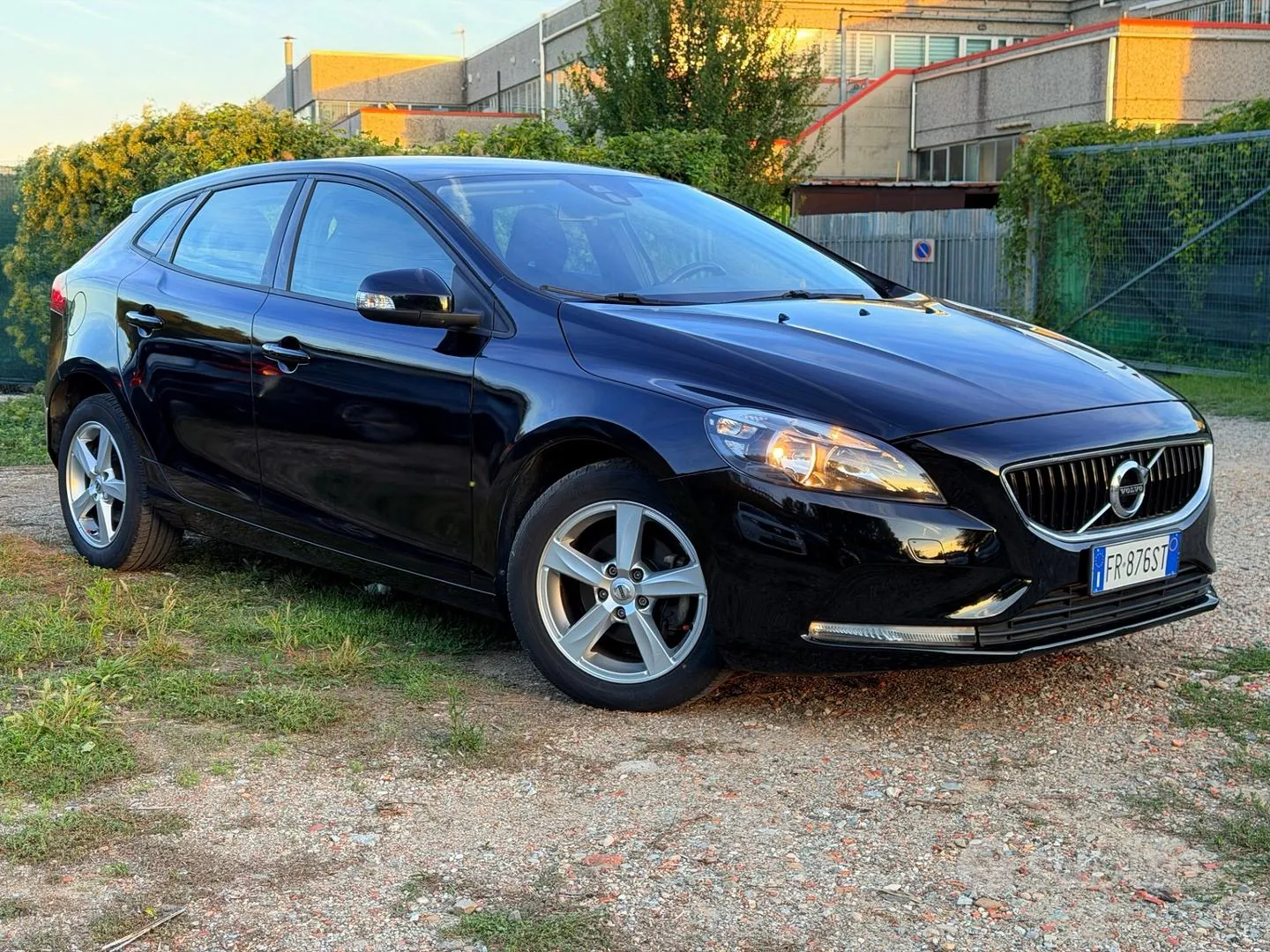 Volvo V40 2018 photo 3