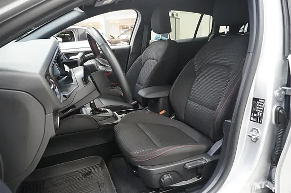 Ford Focus 2024 photo 5