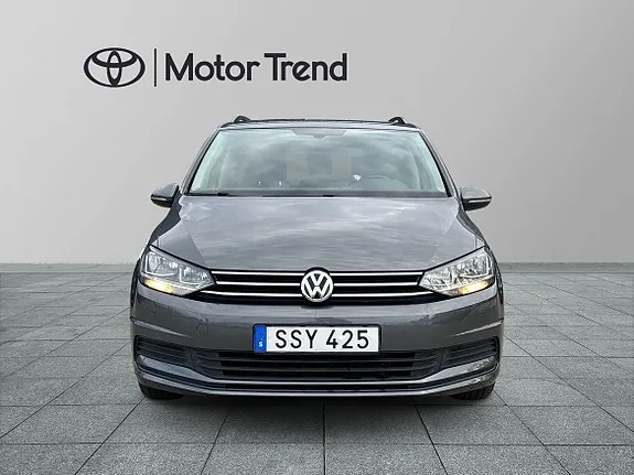 Volkswagen Touran 2017 photo 5