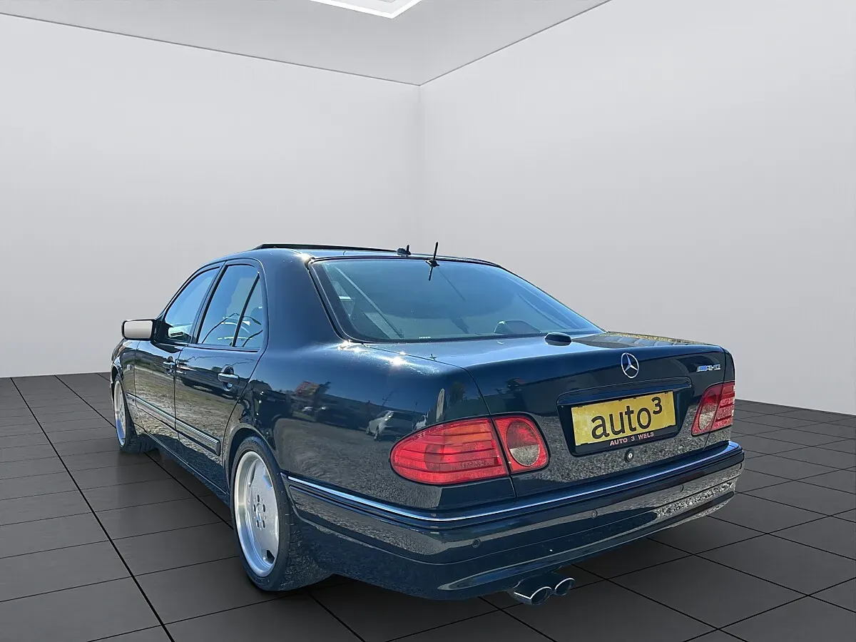 Mercedes-Benz E-Class 1996 photo 4