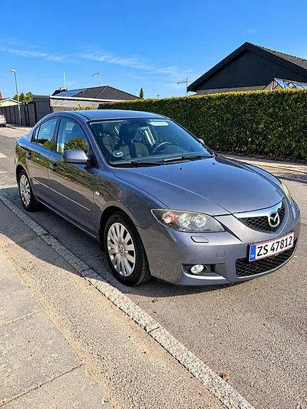 Mazda 3 2010 photo 2