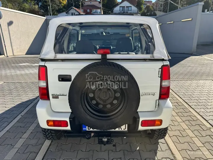 Suzuki Jimny 2001 photo 4