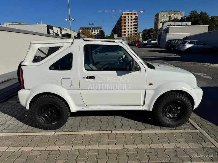 Suzuki Jimny 2001 photo 2
