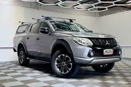 Mitsubishi Triton