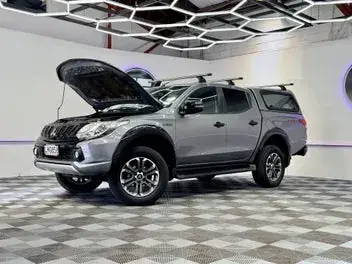 Mitsubishi Triton 2018 photo 4