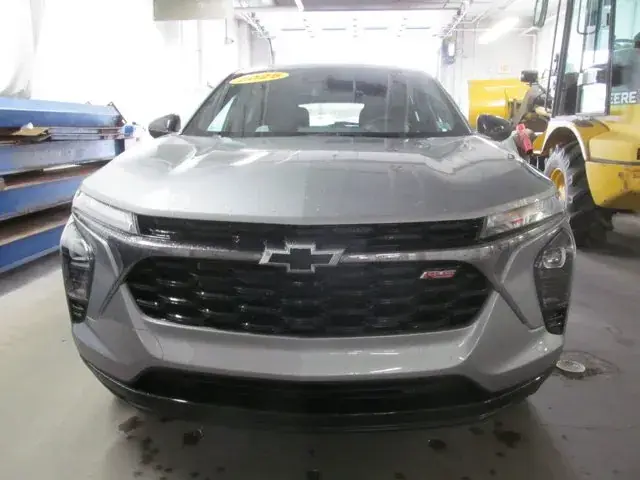 Chevrolet Trax 2025 photo 2