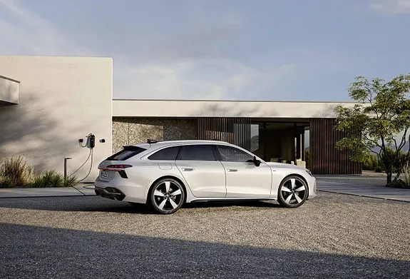 Audi A6 2026 photo 2