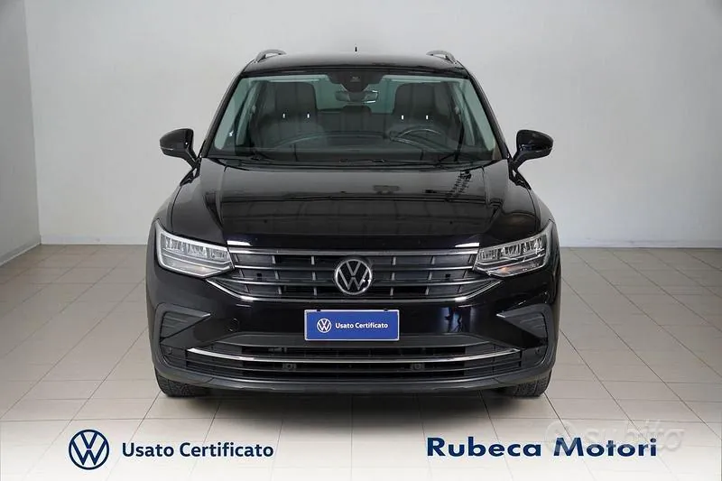 Volkswagen Tiguan 2021 photo 2