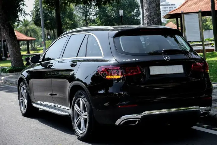 Mercedes-Benz Glc 2022 photo 2