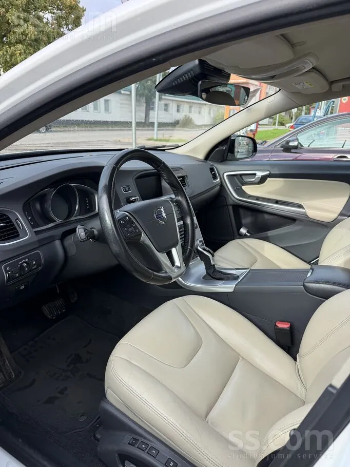 Volvo S60 2017 photo 5