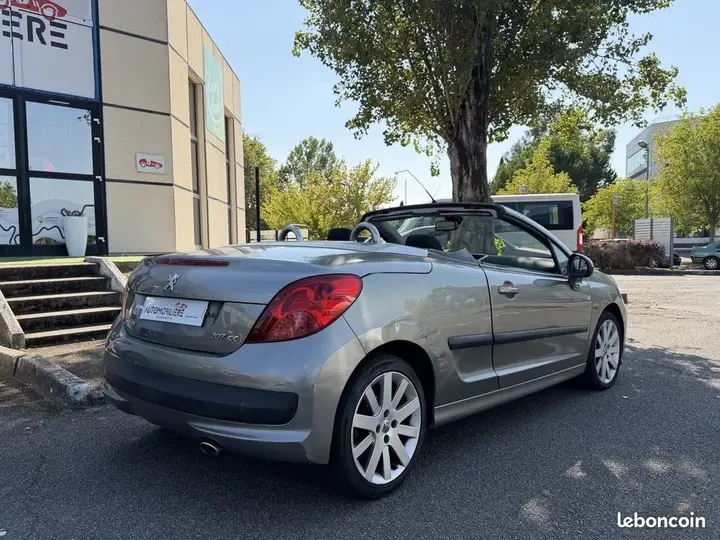 Peugeot 207 2007 photo 3
