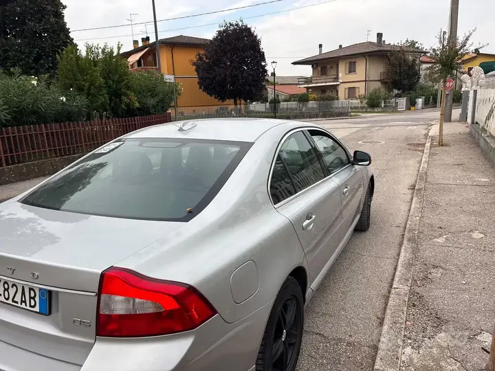 Volvo S80 2011 photo 4