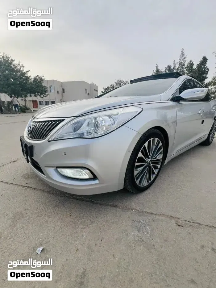 Hyundai Azera 2012 photo 2