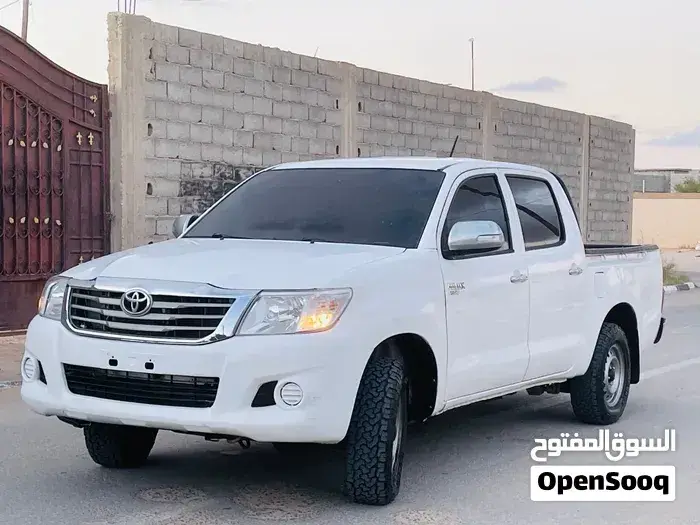 Toyota Hilux 2012 photo 5