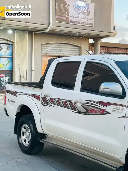 Toyota Hilux 2012 photo 4