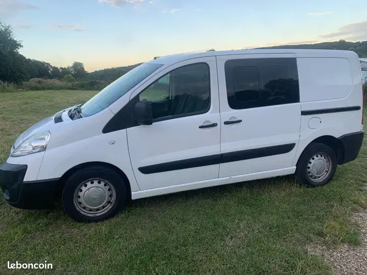 Citroen Jumpy 2011 photo 2