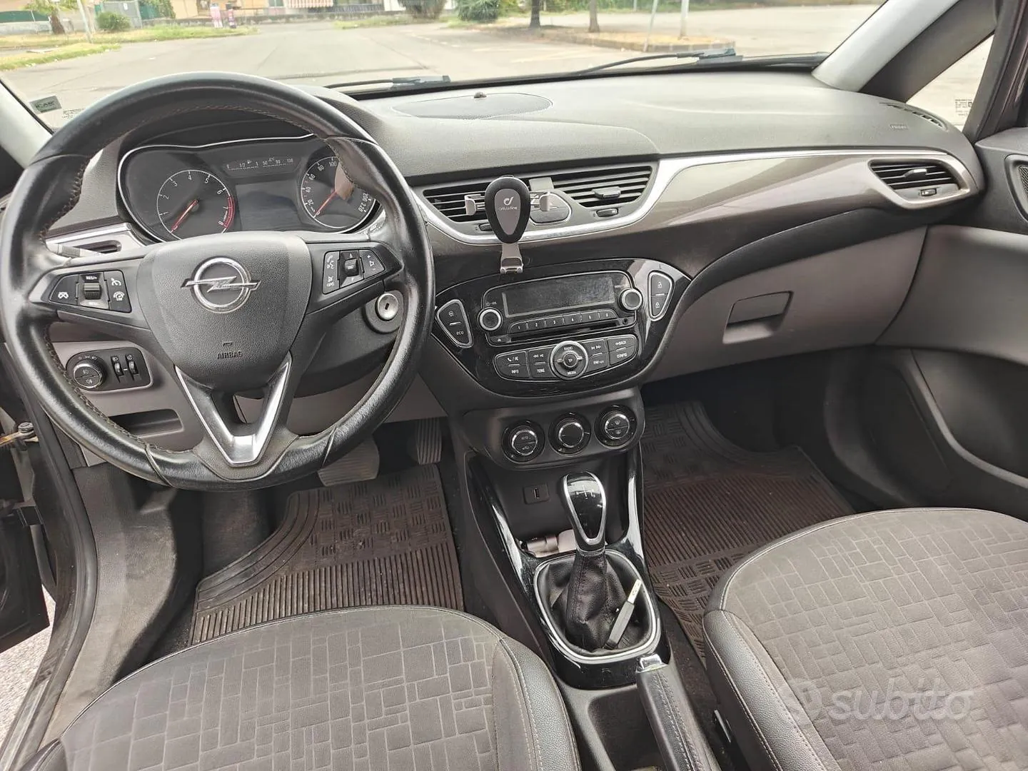 Opel Corsa 2015 photo 2