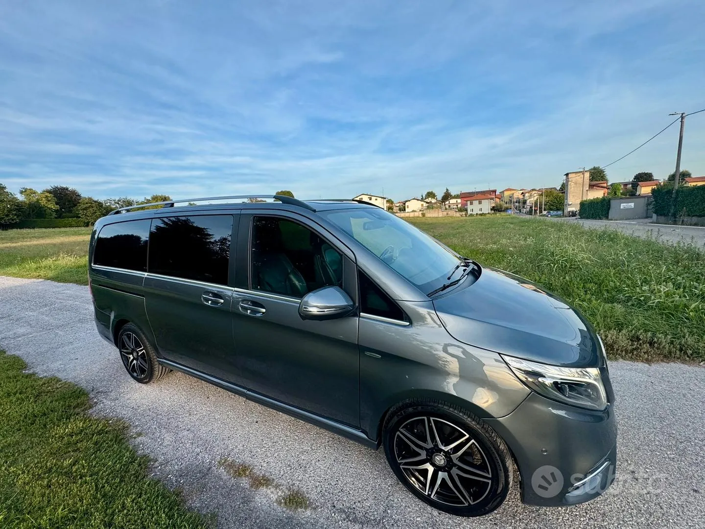 Mercedes-Benz V-Class