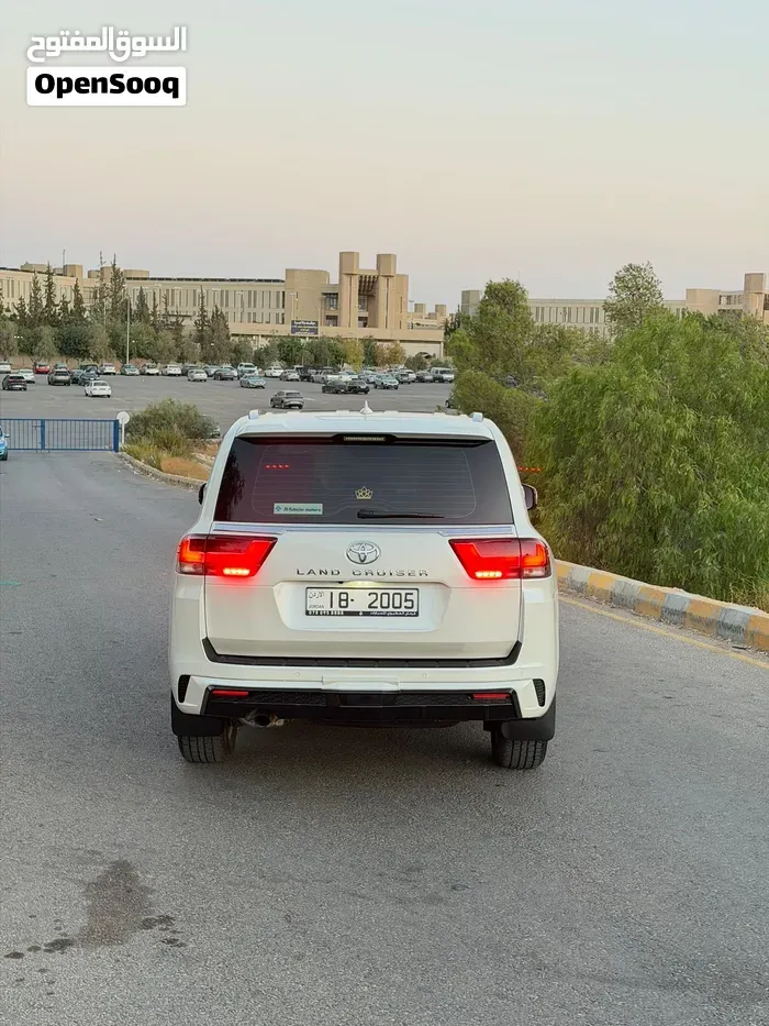 Toyota Land Cruiser 2024 photo 3