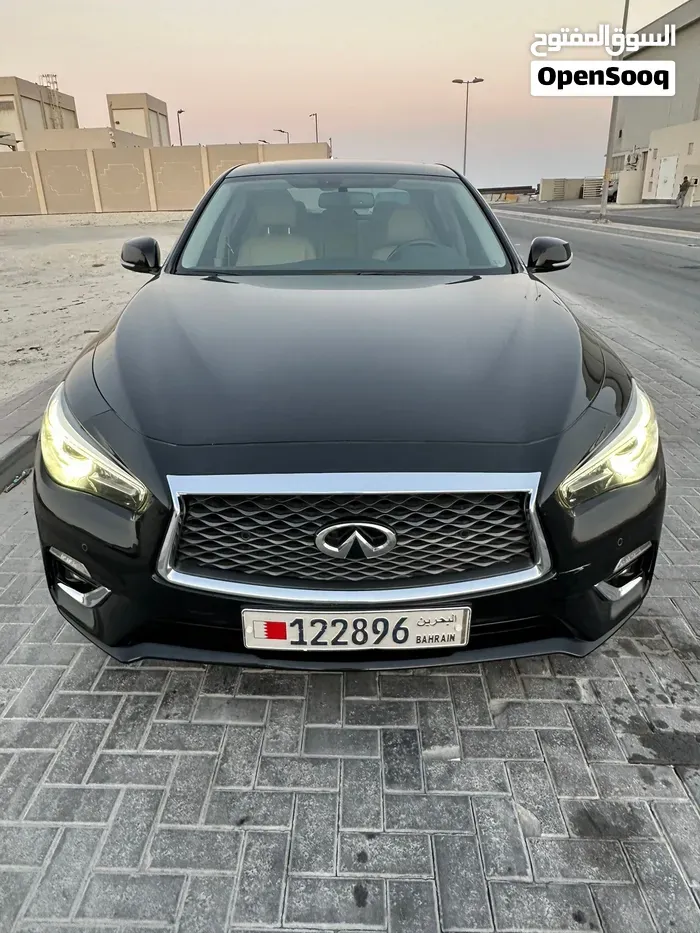 Infiniti Q50 2019 photo 2