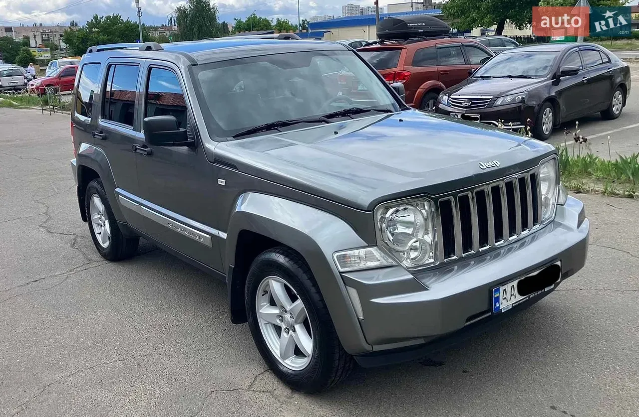 Jeep Cherokee 2012 photo 2