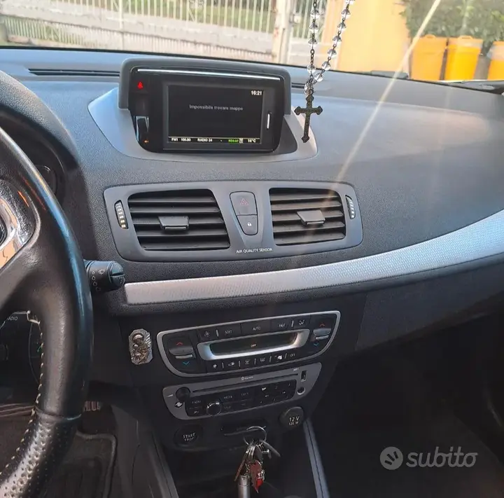 Renault Megan 2013 photo 5