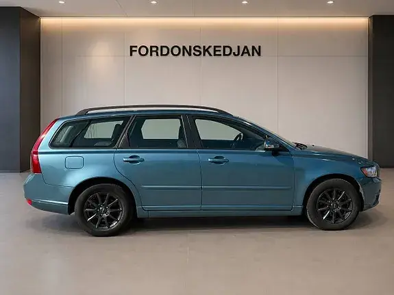 Volvo V50 2010 photo 5
