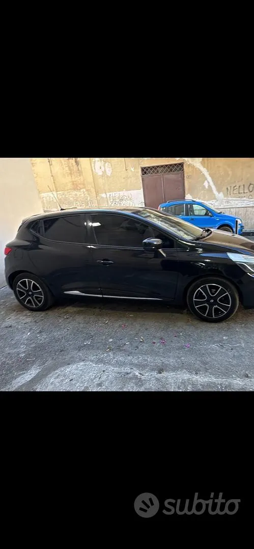 Renault Clio 2012 photo 2